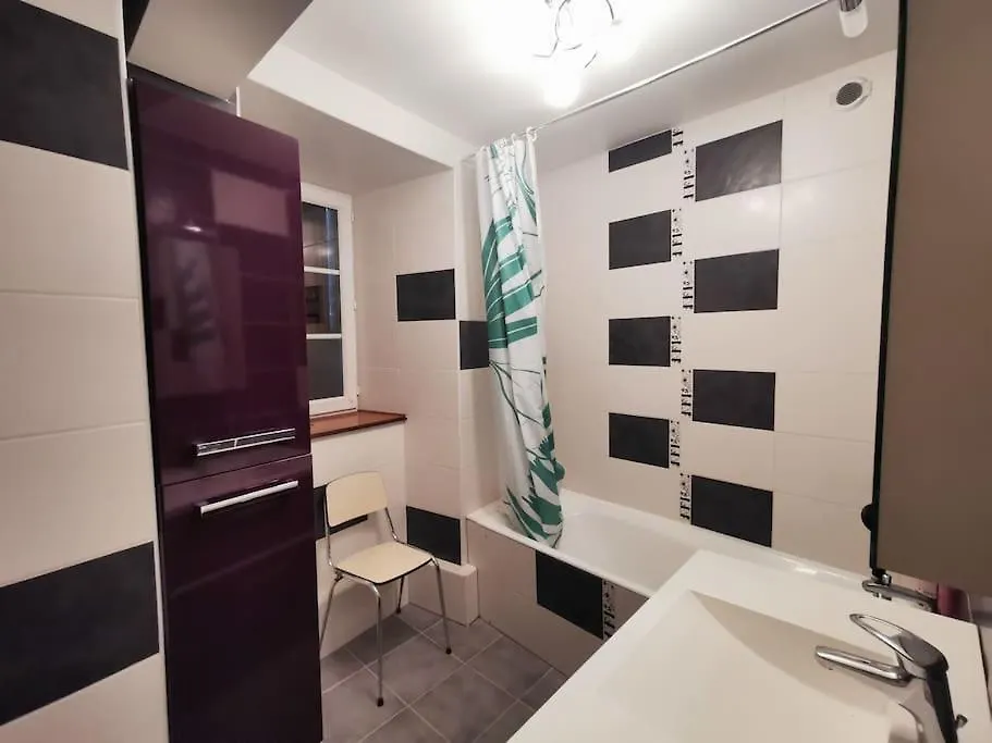 Holiday home Maison Cantalienne Typique Allanche