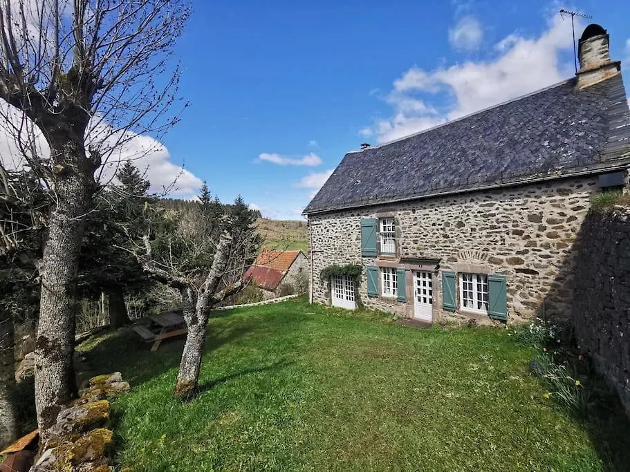 Maison Cantalienne Typique Allanche